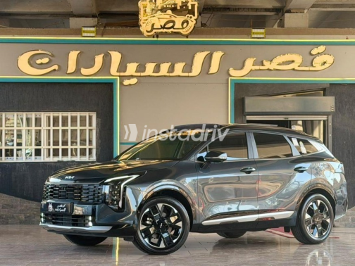 Kia Sportage 2025 Gray Automatic Used for Sale in Cairo - 1