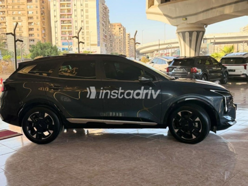 Kia Sportage 2025 Gray Automatic Used for Sale in Cairo - 4