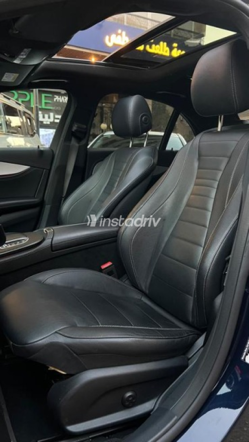 Mercedes E 200 2021 Dark Blue Automatic Used for Sale in Heliopolis - 7