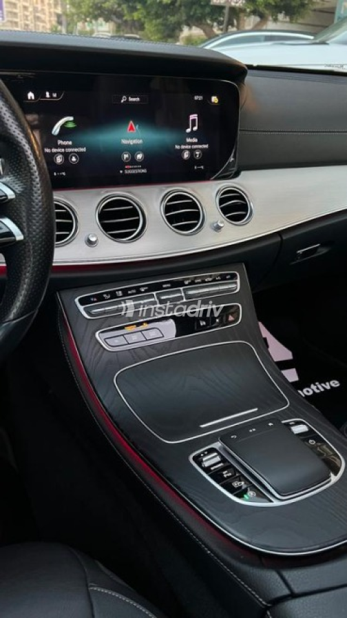Mercedes E 200 2021 Dark Blue Automatic Used for Sale in Heliopolis - 9
