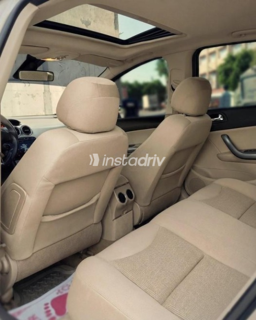 Peugeot 408 2012 Black Automatic Used for Sale in Greater Cairo ( Cairo + Giza) - 10