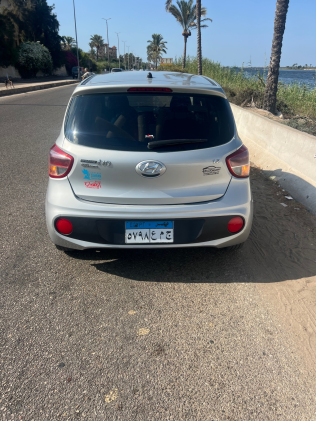 Hyundai Grand i10 2019 Silver Automatic Used for Sale in Greater Cairo ( Cairo + Giza)