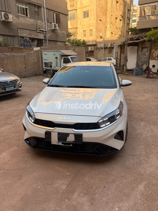 Kia K3 2023 White Automatic Used for Sale in Greater Cairo ( Cairo + Giza) - 6