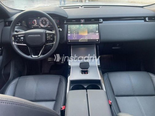 Land Rover Velar 2024 Gray Automatic Used for Sale in Cairo - 6
