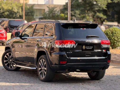 Jeep Cherokee 2018 Black Automatic Used for Sale in Cairo - 5