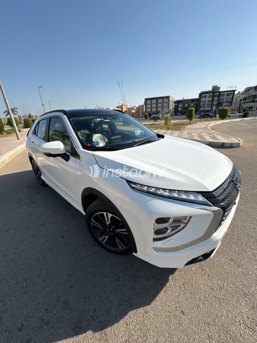 Mitsubishi Eclipse 2024 White Automatic Used for Sale in Greater Cairo ( Cairo + Giza) - 10