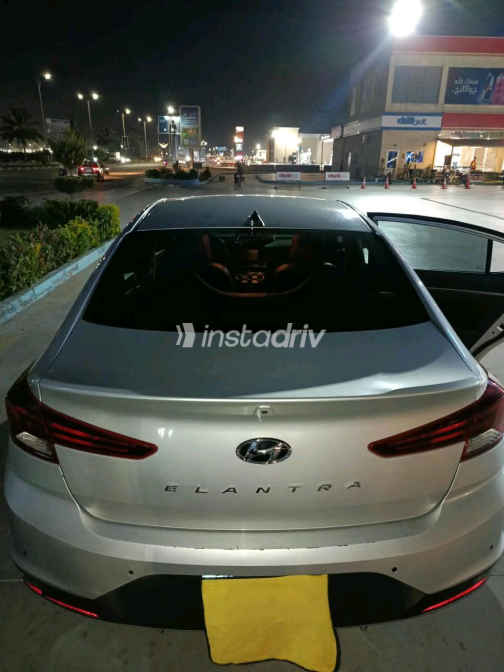 Hyundai Elantra AD 2025 Silver Automatic Used for Sale in Greater Cairo ( Cairo + Giza) - 6