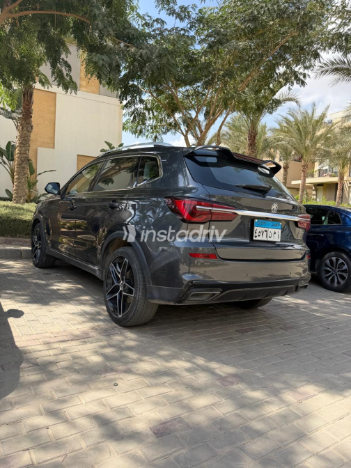 MG RX5 Plus 2024 Dark Gray Automatic Used for Sale in Greater Cairo ( Cairo + Giza) - 2