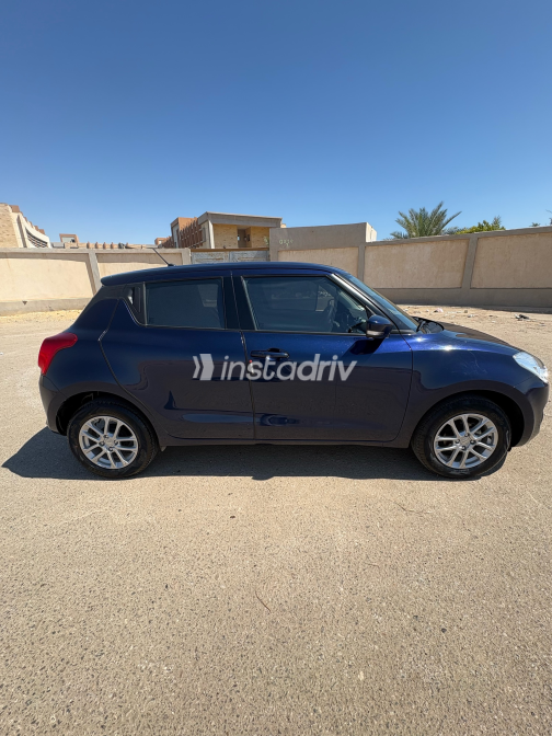 Suzuki Swift 2021 Blue Automatic Used for Sale in Greater Cairo ( Cairo + Giza) - 3