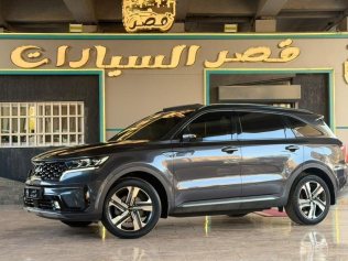 Kia Sorento 2023 Gray Automatic Used for Sale in Cairo