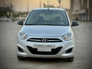 Hyundai I10 2017 Silver Automatic Used for Sale in Nasr city
