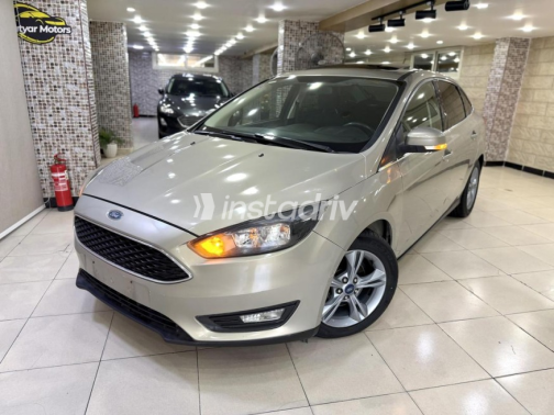 Ford Focus 2018 Gold Automatic Used for Sale in Cairo - 3