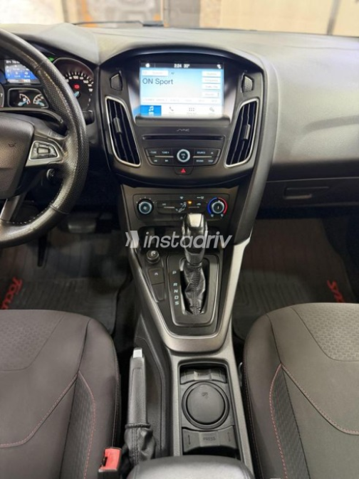 Ford Focus 2018 Gold Automatic Used for Sale in Cairo - 7