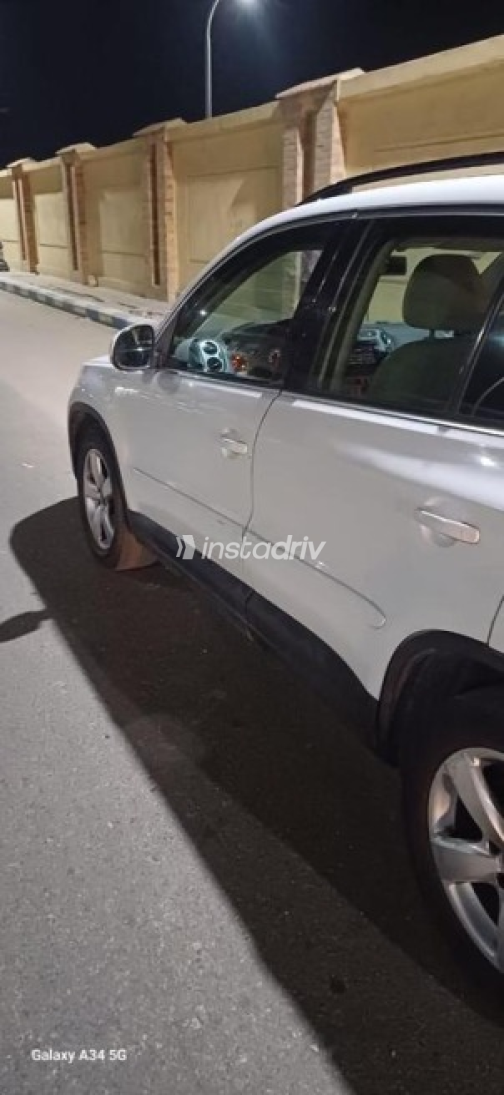 Volkswagen Tiguan 2010 White Automatic Used for Sale in Suez  - 6
