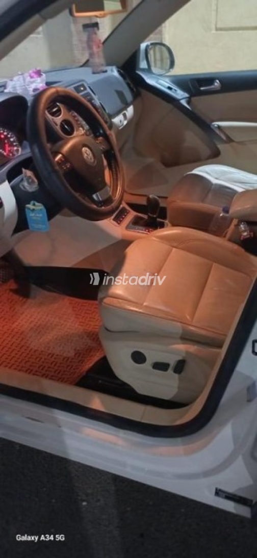 Volkswagen Tiguan 2010 White Automatic Used for Sale in Suez  - 10