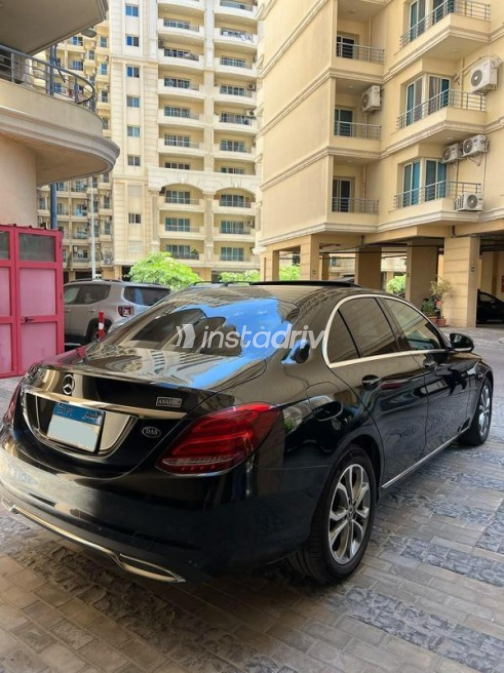 Mercedes C 180 2018 Black Automatic Used for Sale in Greater Cairo ( Cairo + Giza) - 4