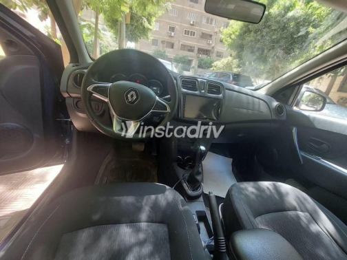 رينو لوجان 2019 أزرق غامق أوتوماتيك مستعملة للبيع في مصر الجديدة - 6