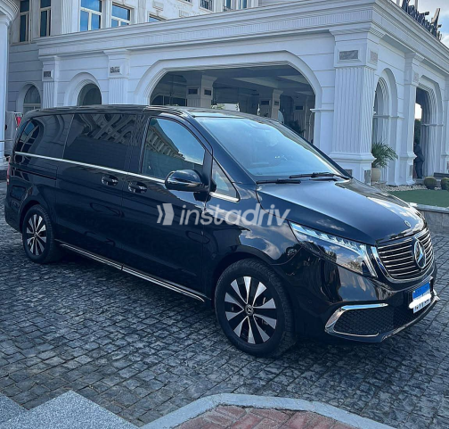 Mercedes V 250 2023 Black Automatic Used for Sale in Greater Cairo ( Cairo + Giza) - 9