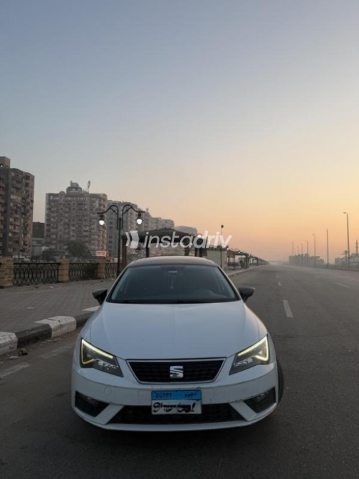 Seat Leon 2018 White Automatic Used for Sale in Banha - 6