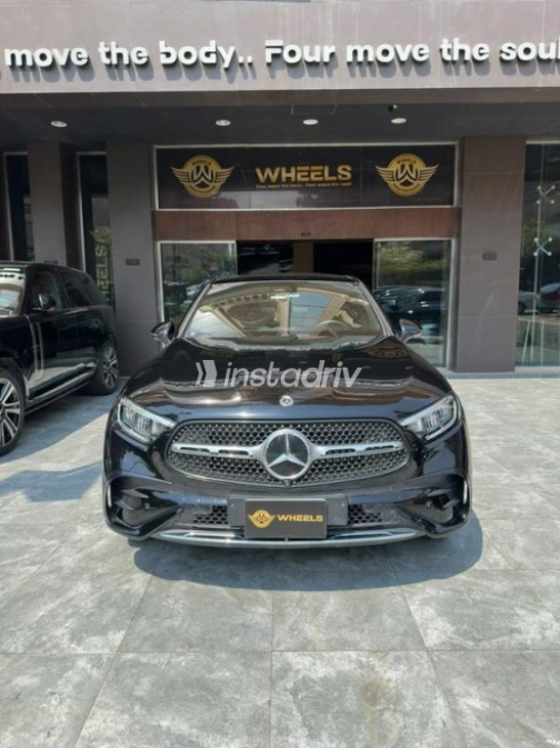 Mercedes GLC 300 2024 Black Automatic Used for Sale in Cairo - 2