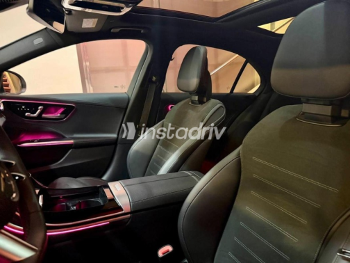 مرسيدس C 180 2025 أسود أوتوماتيك مستعملة للبيع في الزقازيق - 3