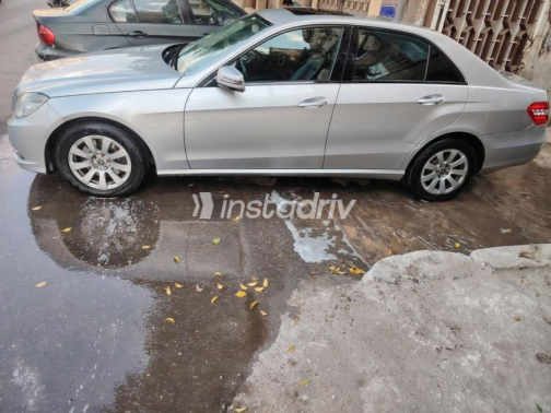 مرسيدس E 250 2010 فضي أوتوماتيك مستعملة للبيع في مصر الجديدة - 5
