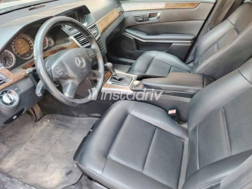 مرسيدس E 250 2010 فضي أوتوماتيك مستعملة للبيع في مصر الجديدة - 7