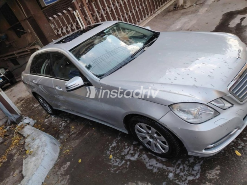 مرسيدس E 250 2010 فضي أوتوماتيك مستعملة للبيع في مصر الجديدة - 10