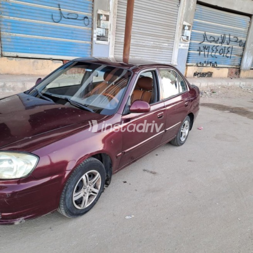 هيونداي فيرنا 2012 أحمر غامق يدوي مستعملة للبيع في بني سويف‎ - 3