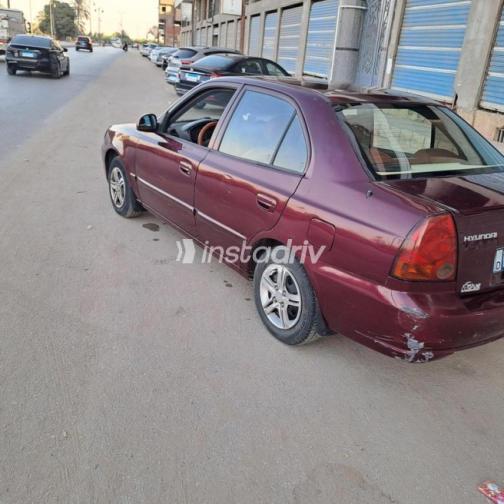 هيونداي فيرنا 2012 أحمر غامق يدوي مستعملة للبيع في بني سويف‎ - 6