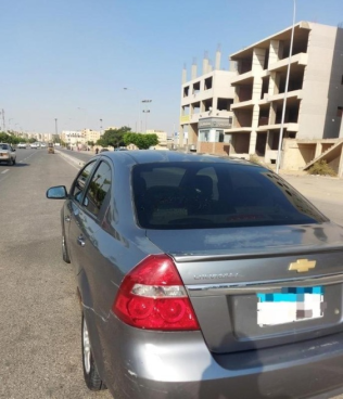 شيفروليه افيو 2015 رمادي غامق أوتوماتيك مستعملة للبيع في مدينة بدر