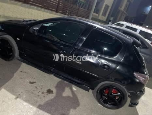 Peugeot 206 2001 Black Manual Used for Sale in Cairo - 1