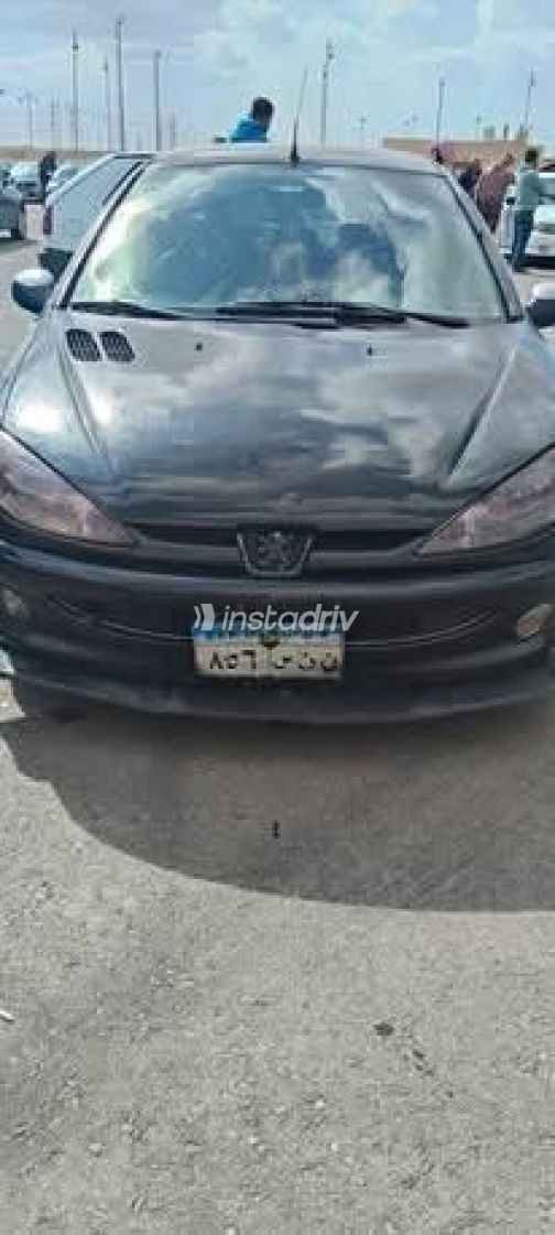 Peugeot 206 2001 Black Manual Used for Sale in Cairo - 5