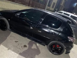 Peugeot 206 2001 Black Manual Used for Sale in Cairo
