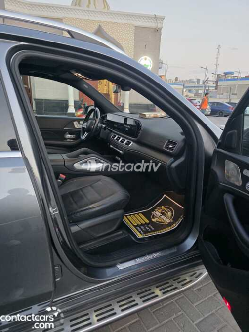 Mercedes GLE 450 2023 Gray Automatic Used for Sale in Greater Cairo ( Cairo + Giza) - 8