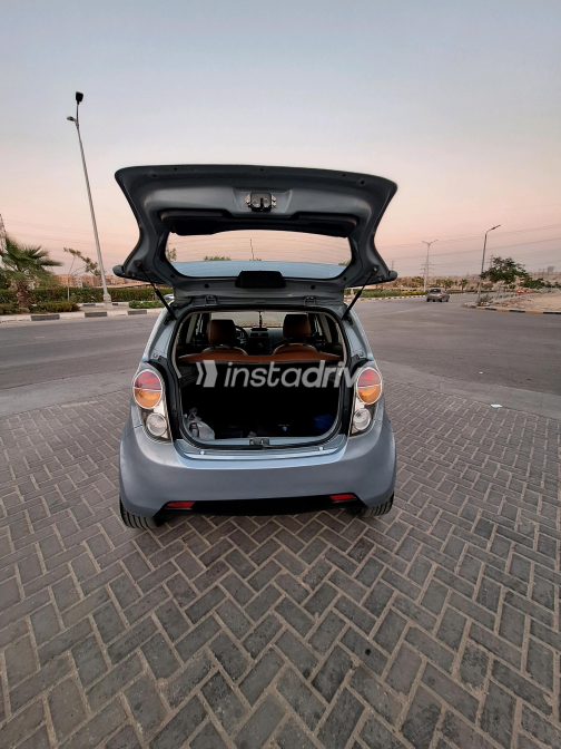 Chevrolet Spark 2012 White Manual Used for Sale in Greater Cairo ( Cairo + Giza) - 3