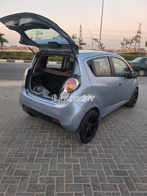 Chevrolet Spark 2012 White Manual Used for Sale in Greater Cairo ( Cairo + Giza) - 8