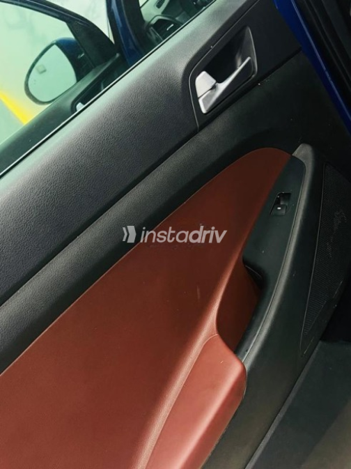 Hyundai Tucson GDI 2019 Dark Blue Automatic Used for Sale in Greater Cairo ( Cairo + Giza) - 6