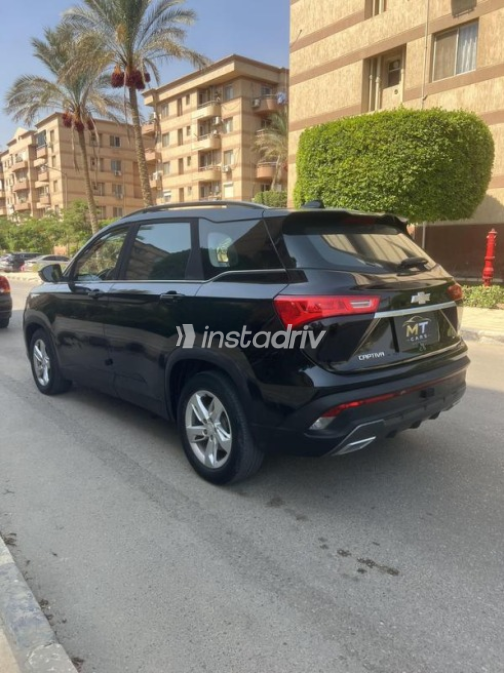 شيفروليه كابتيفا 2020 أسود أوتوماتيك مستعملة للبيع في القاهرة - 6