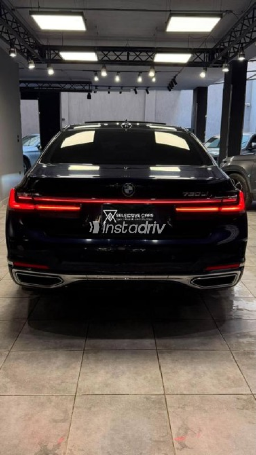 BMW 730 2021 Dark Blue Automatic Used for Sale in Cairo - 4