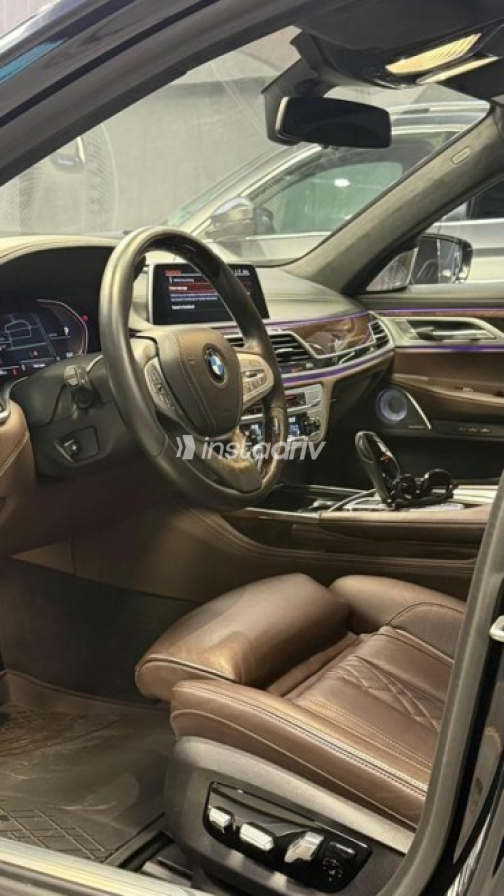 BMW 730 2021 Dark Blue Automatic Used for Sale in Cairo - 5