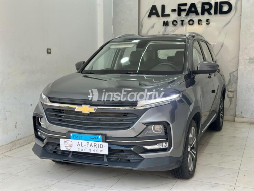 Chevrolet Captiva 2026 Gray Automatic Used for Sale in Sheikh Zayed City - 3