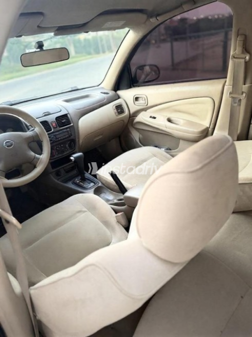 Nissan Sunny 2009 Gold Automatic Used for Sale in Pyramids Gardens - 2