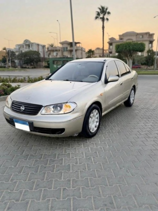 Nissan Sunny 2009 Gold Automatic Used for Sale in Pyramids Gardens