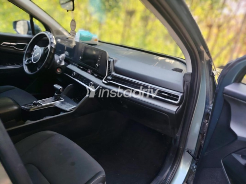 Kia Sportage 2024 Petroleum Automatic Used for Sale in Giza - 3