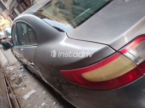 Renault Fluence 2011 Gray Automatic Used for Sale in Hadayeq El Zeitoun - 1