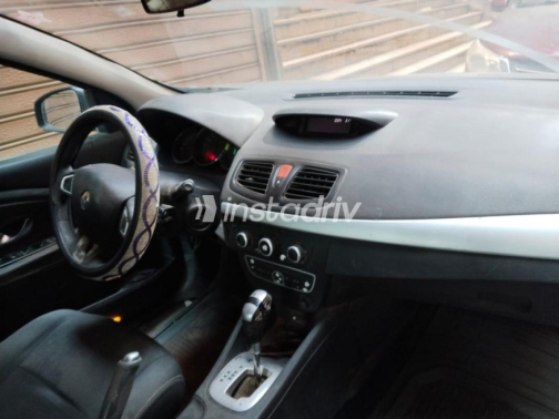 Renault Fluence 2011 Gray Automatic Used for Sale in Hadayeq El Zeitoun - 4