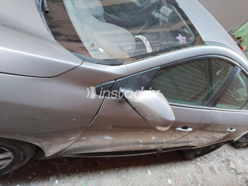 Renault Fluence 2011 Gray Automatic Used for Sale in Hadayeq El Zeitoun - 9
