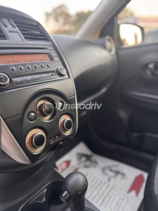 Nissan Sunny 2020 Black Automatic Used for Sale in Greater Cairo ( Cairo + Giza) - 7