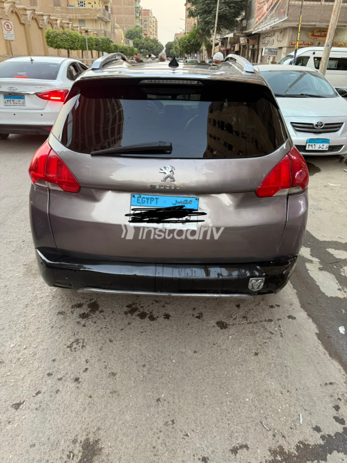 Peugeot 2008 2017 Gray Automatic Used for Sale in Greater Cairo ( Cairo + Giza) - 3